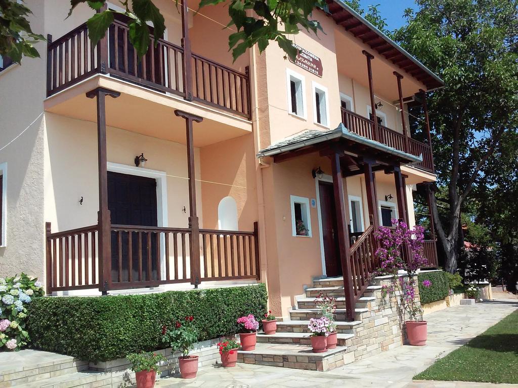 Alkmini Hotel Agios Dimitrios  Ngoại thất bức ảnh