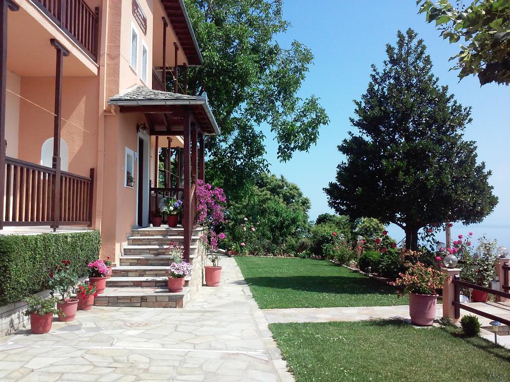 Alkmini Hotel Agios Dimitrios  Ngoại thất bức ảnh