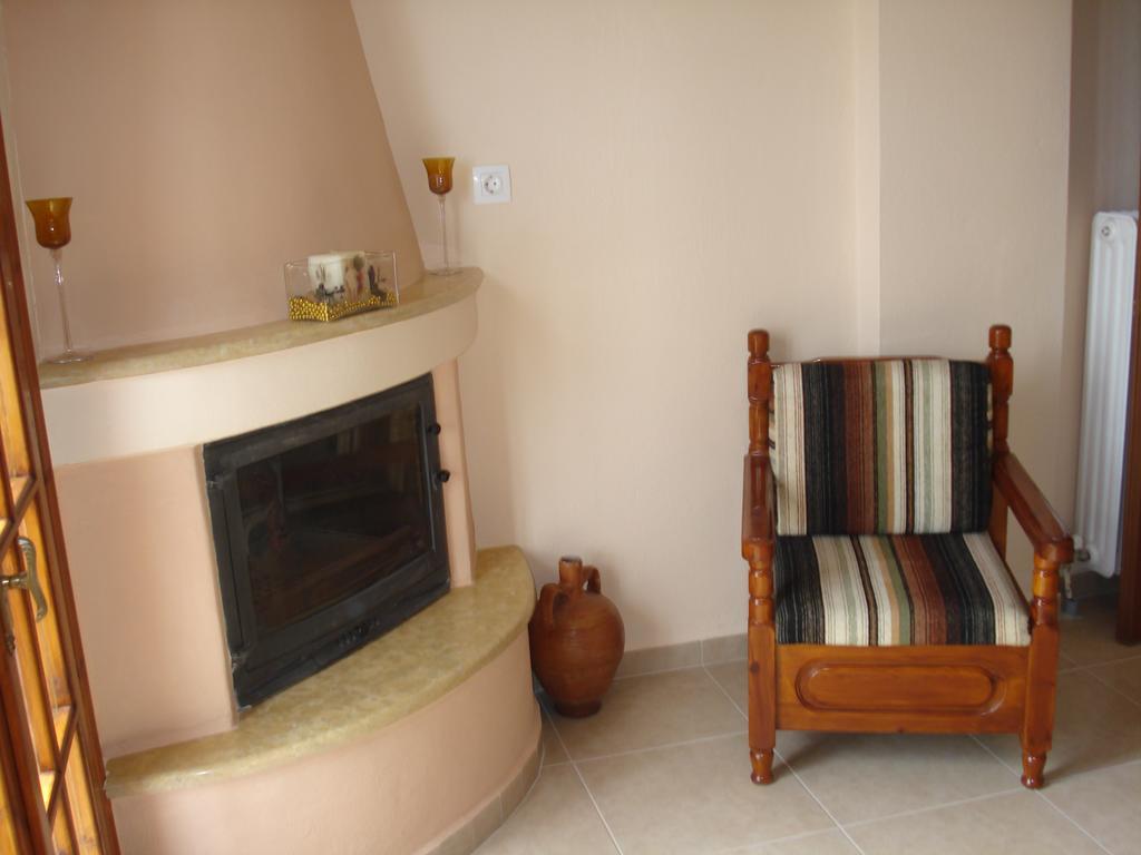 Alkmini Hotel Agios Dimitrios  Ngoại thất bức ảnh