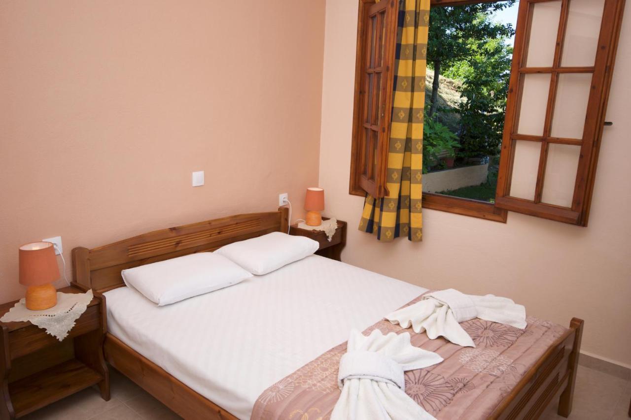 Alkmini Hotel Agios Dimitrios  Ngoại thất bức ảnh